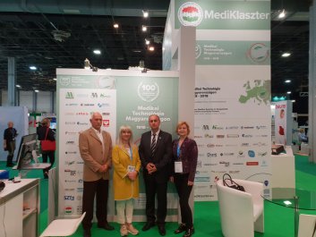 Mihaela Proicea  / Tóth Zsolt - MediKlaszter / Székely Edit - Bucharest Attaché_2018.10.12